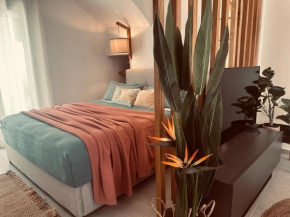 Tzane Luxury Suites - Luxury Suites in the City Center for Comfort & Privacy